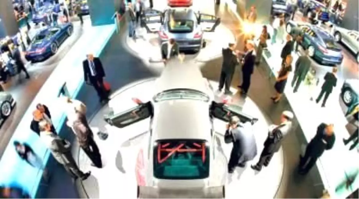 Daralan Pazarda Umut, Yeni Modeller