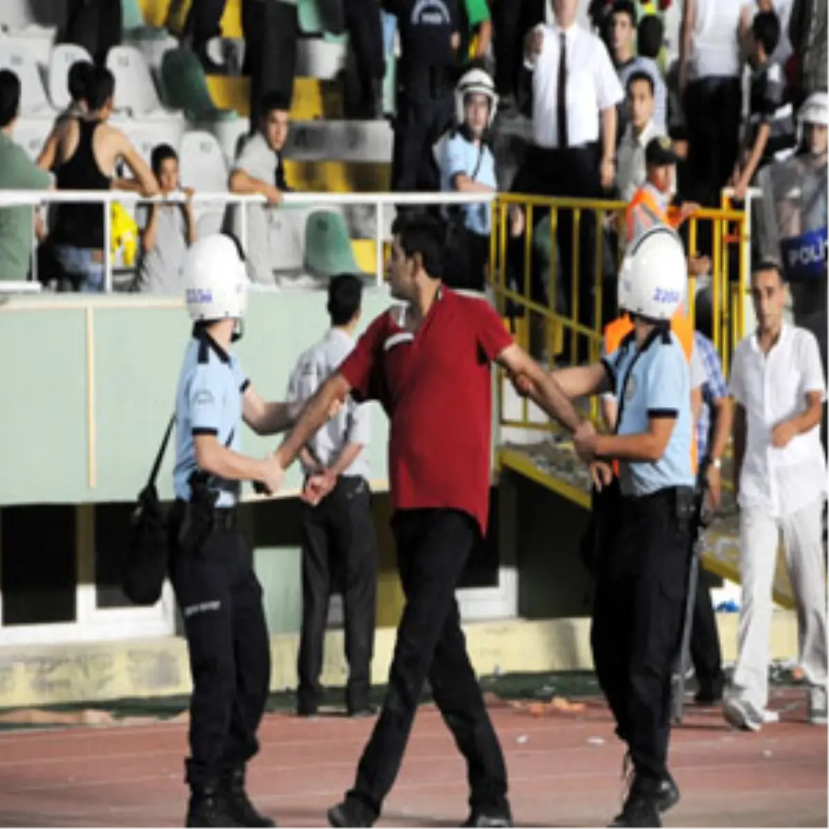 Dostluk Maçı Kavgayla Bitti