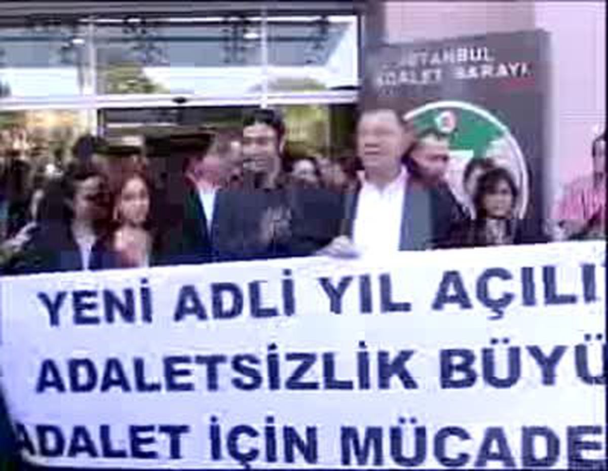 Adliyede Arama Gerginliği