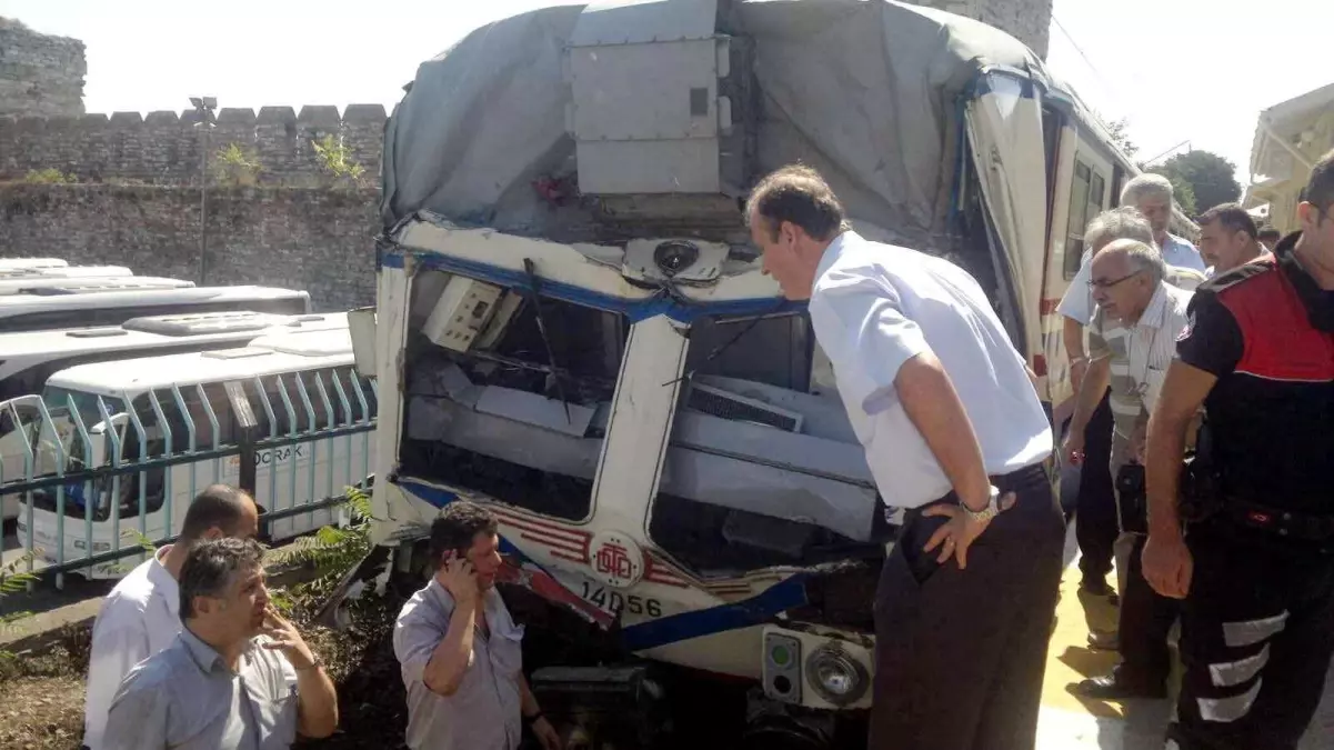 Yeniden - Cankurtaran\'da Tren Kazası