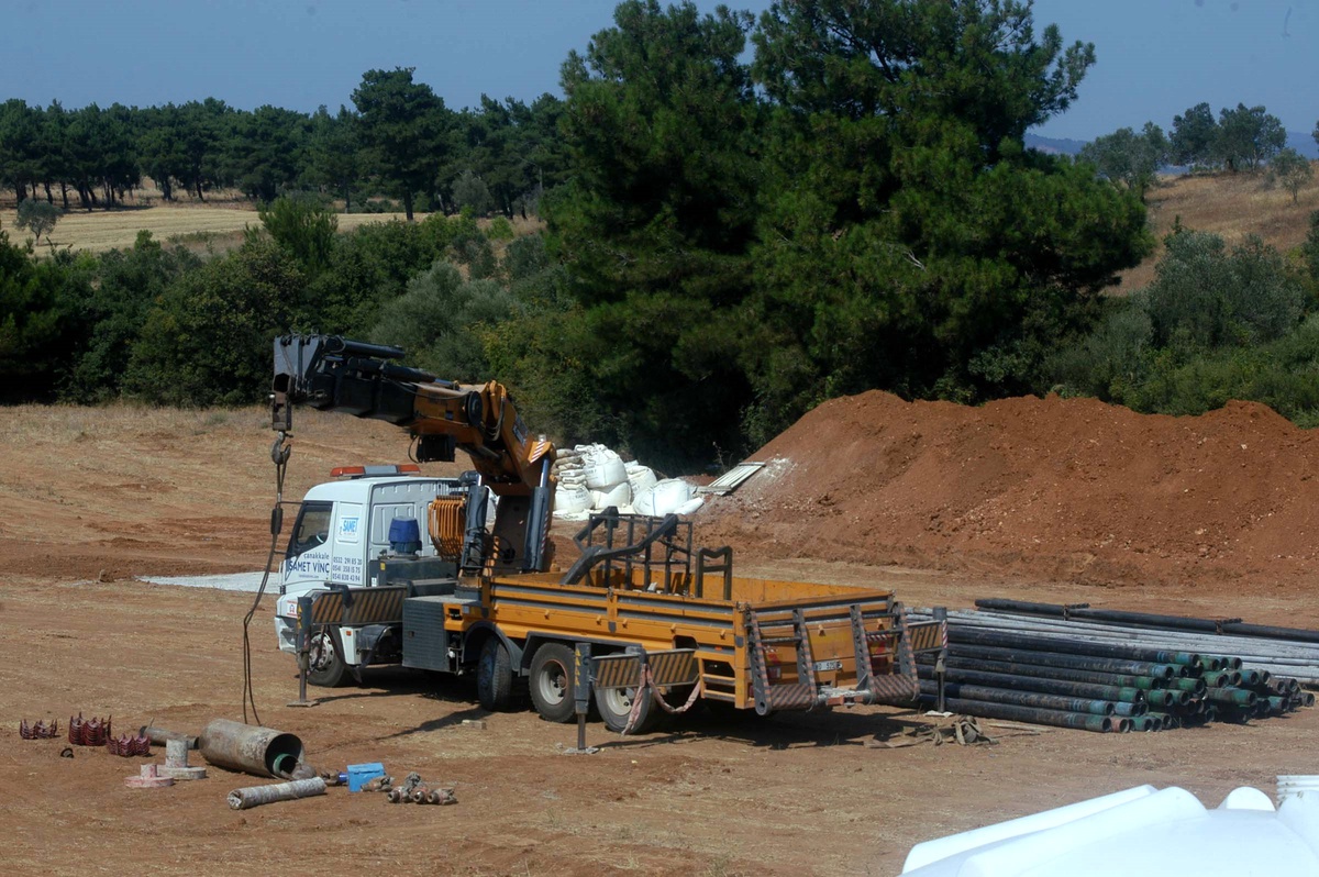 Kaz Dağı'nda Altından Sonra Petrol Bulundu