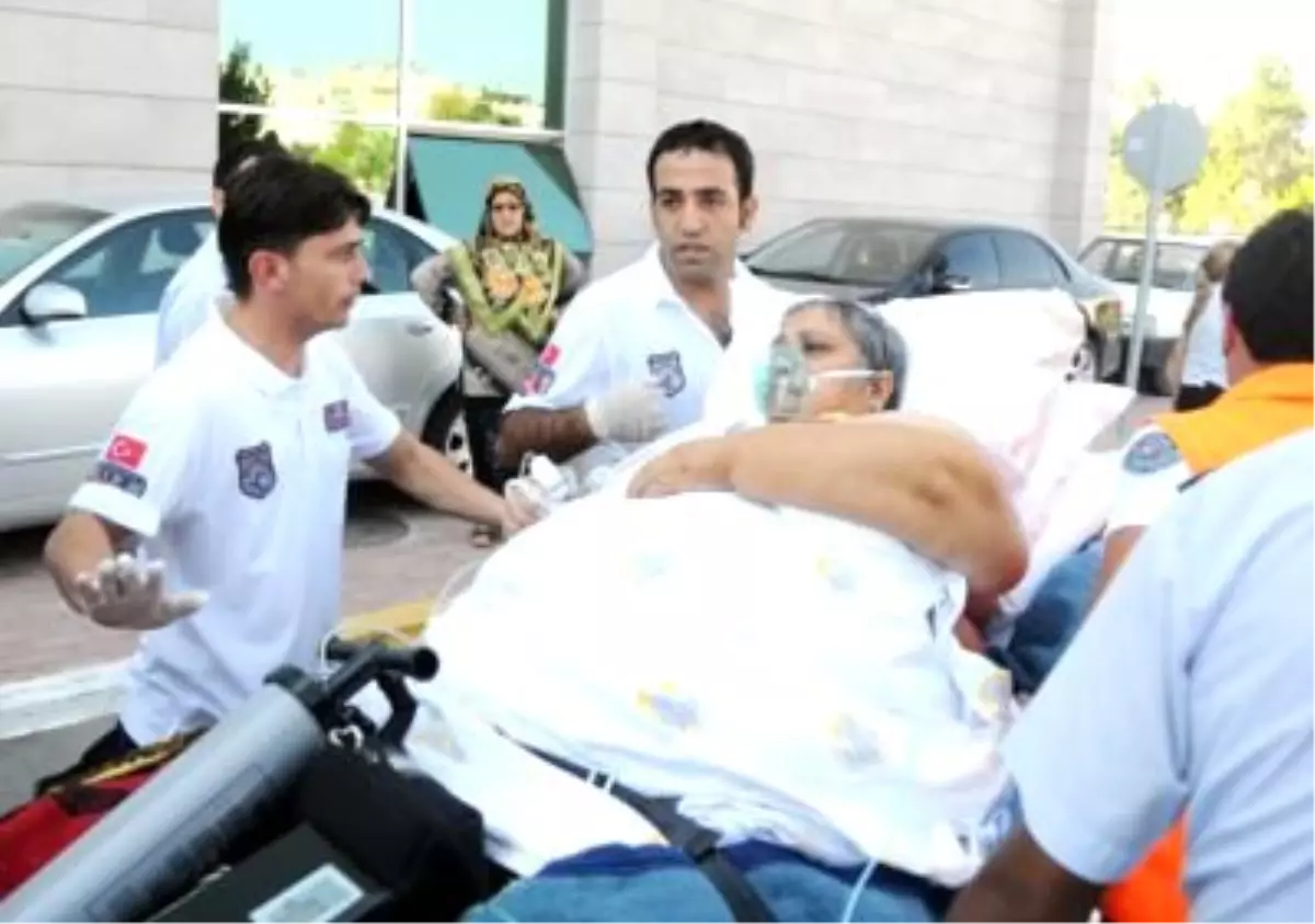 Obez Hasta İki Ambulans Helikopterle Bolu\'ya Nakledildi