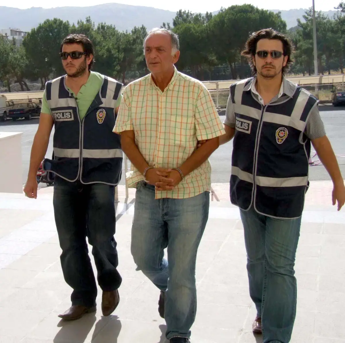 Yolcubal Davasında Maskeli Eylem