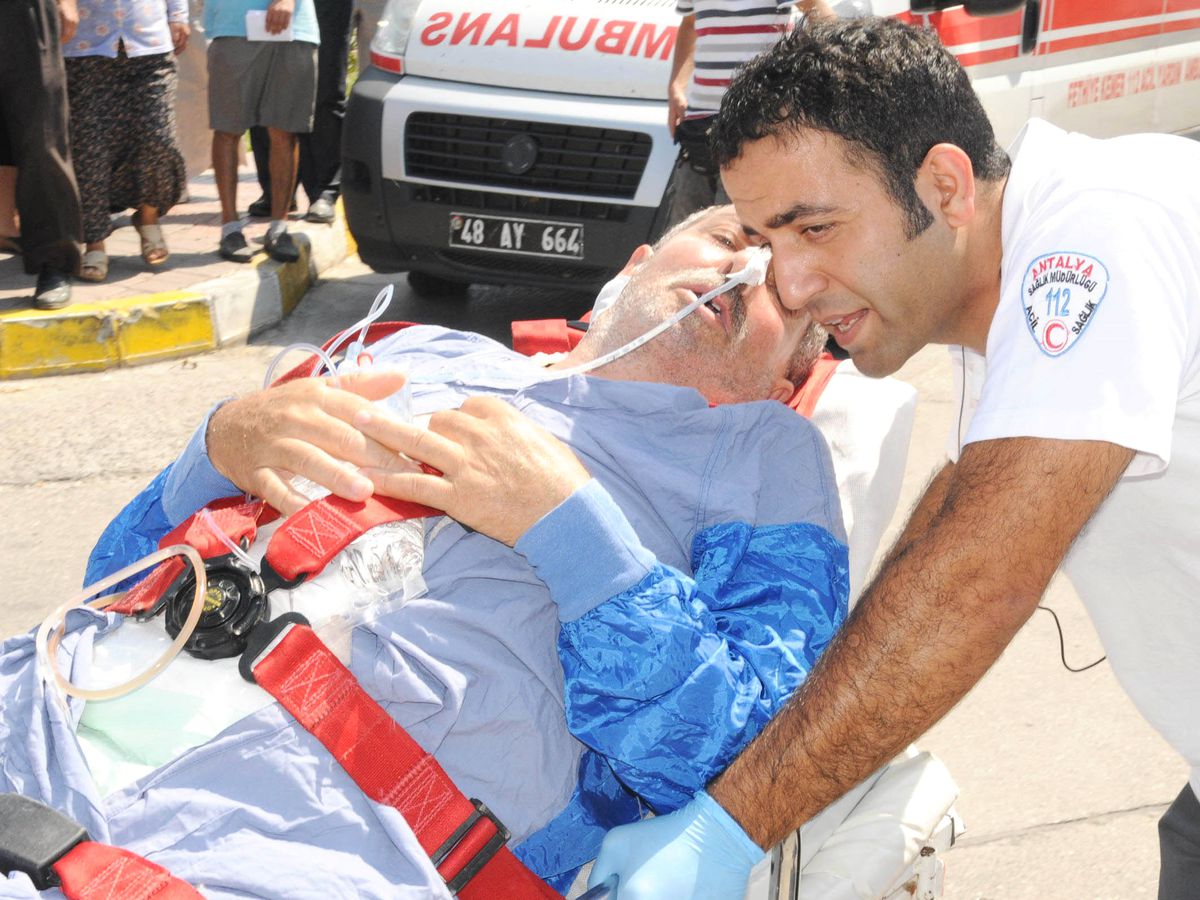 Bağırsak Kangreni Olan Hastaya Ambulans Helitopter