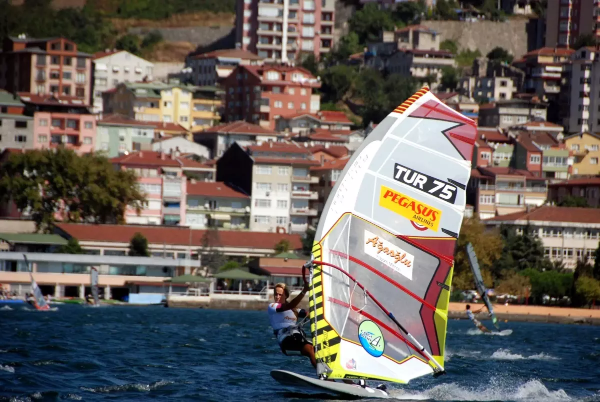 Pegasus Windsurf Ligi\'nin Şampiyonları Belirleniyor