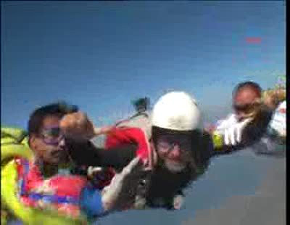 Serbest Paraşütçüler Efes\'te Buluştu