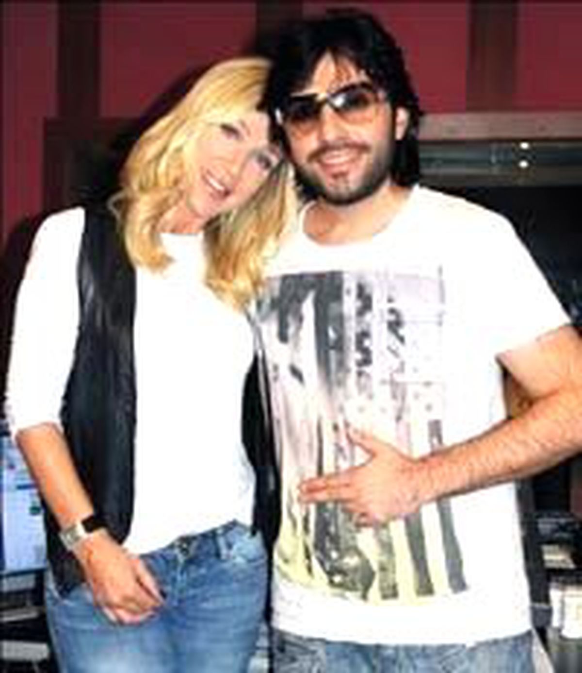 Sayan'a İsmail Yk Bestesi