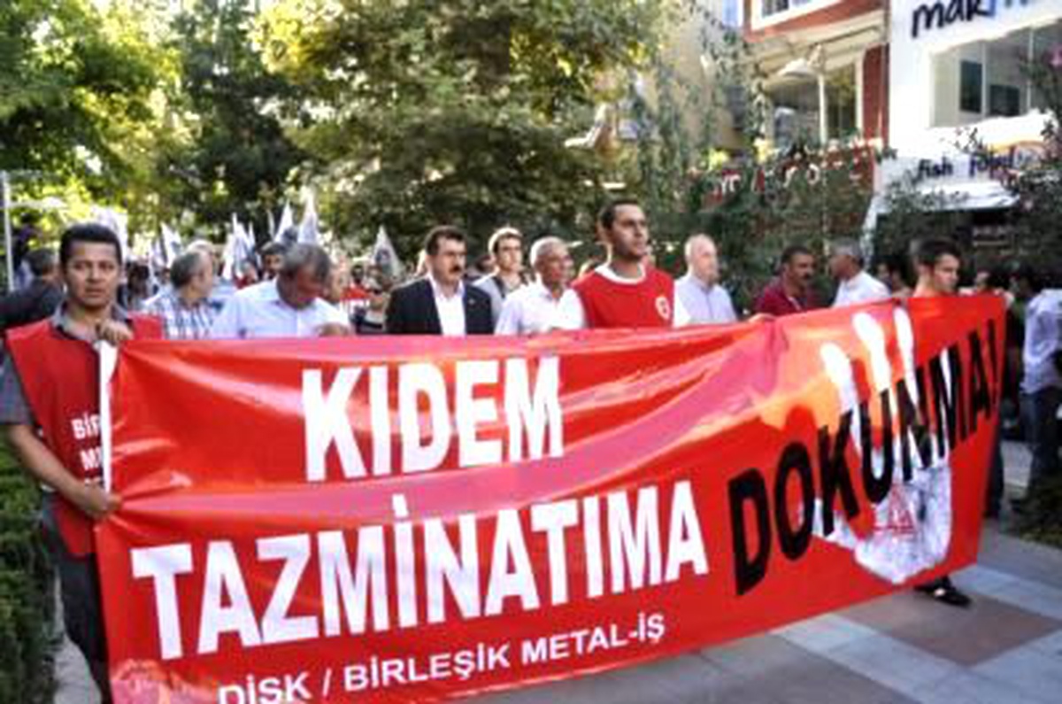 Birleşik Metal İş, Kıdem Tazminatı İçin Yürüdü