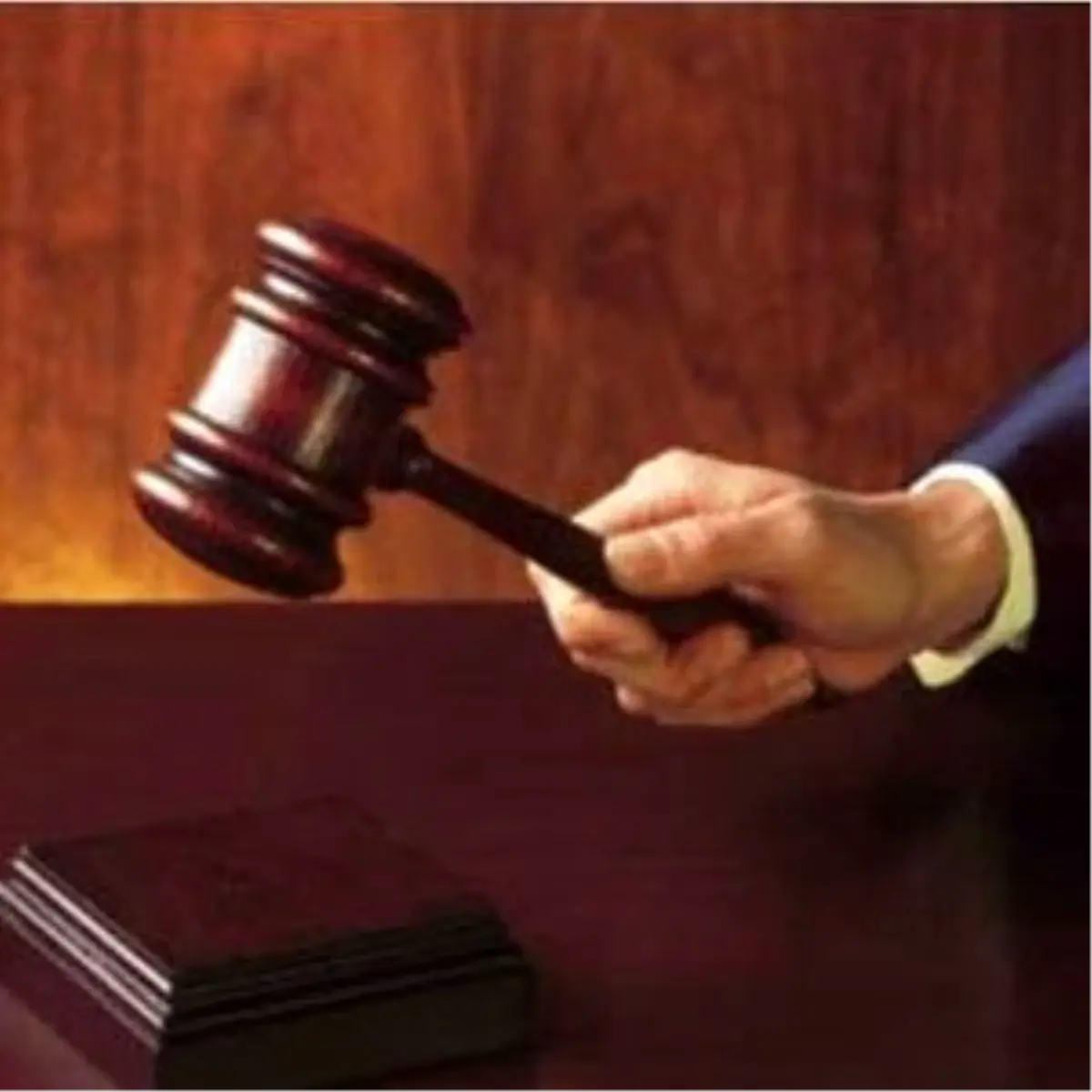 Anayasa Mahkemesi Başkanı\'nı Seçti