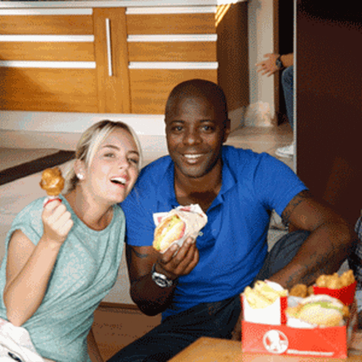 Pascal Bizi KFC'ye Götür!'
