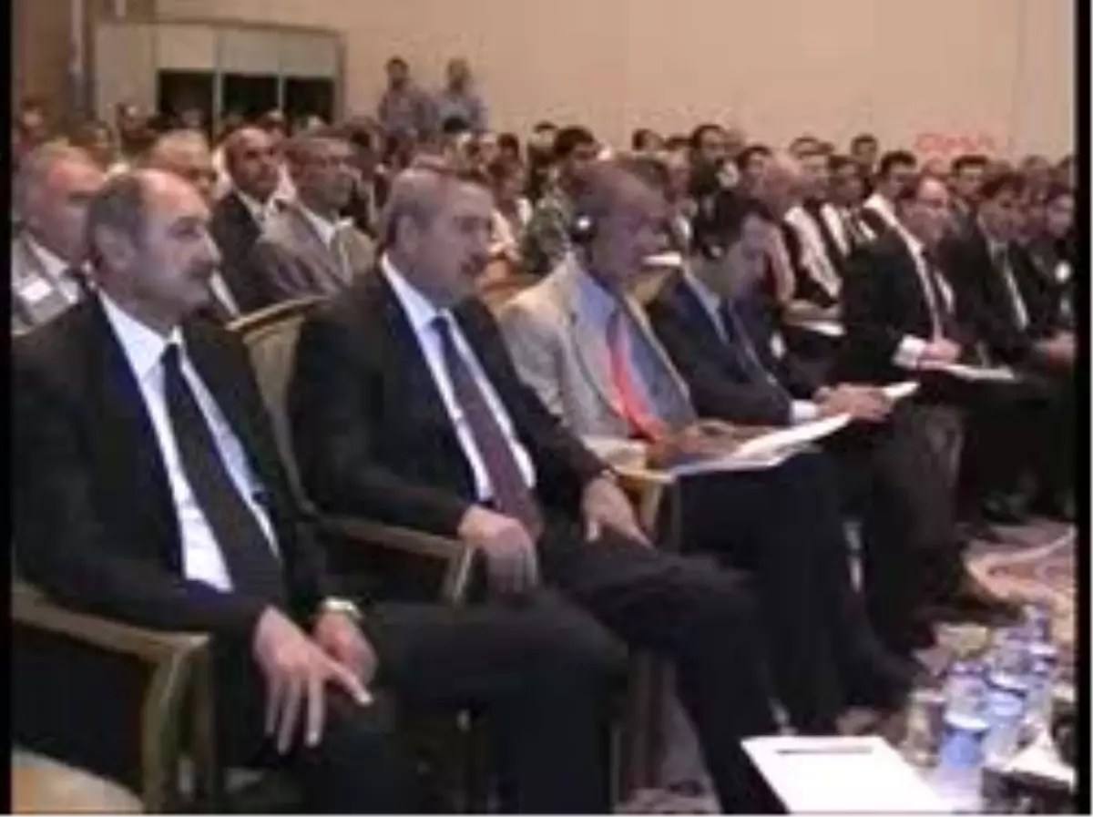 İzmiryenidenromanlar\' In İşsizliğine Çare Aranıyor