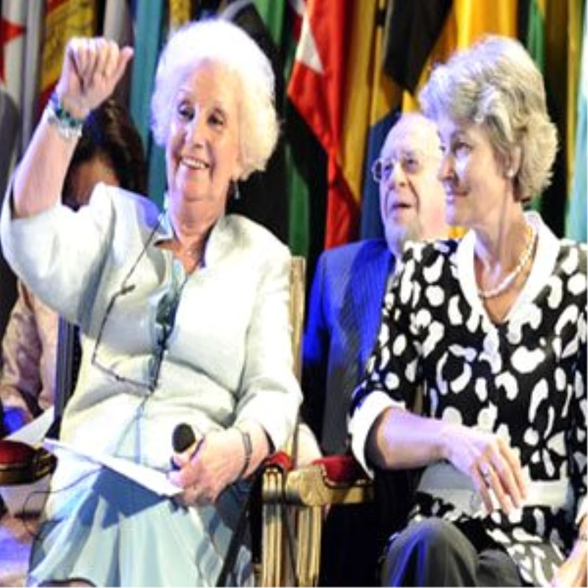 Unesco Barış Ödülü "Kayıp Büyükannelerine" Verildi