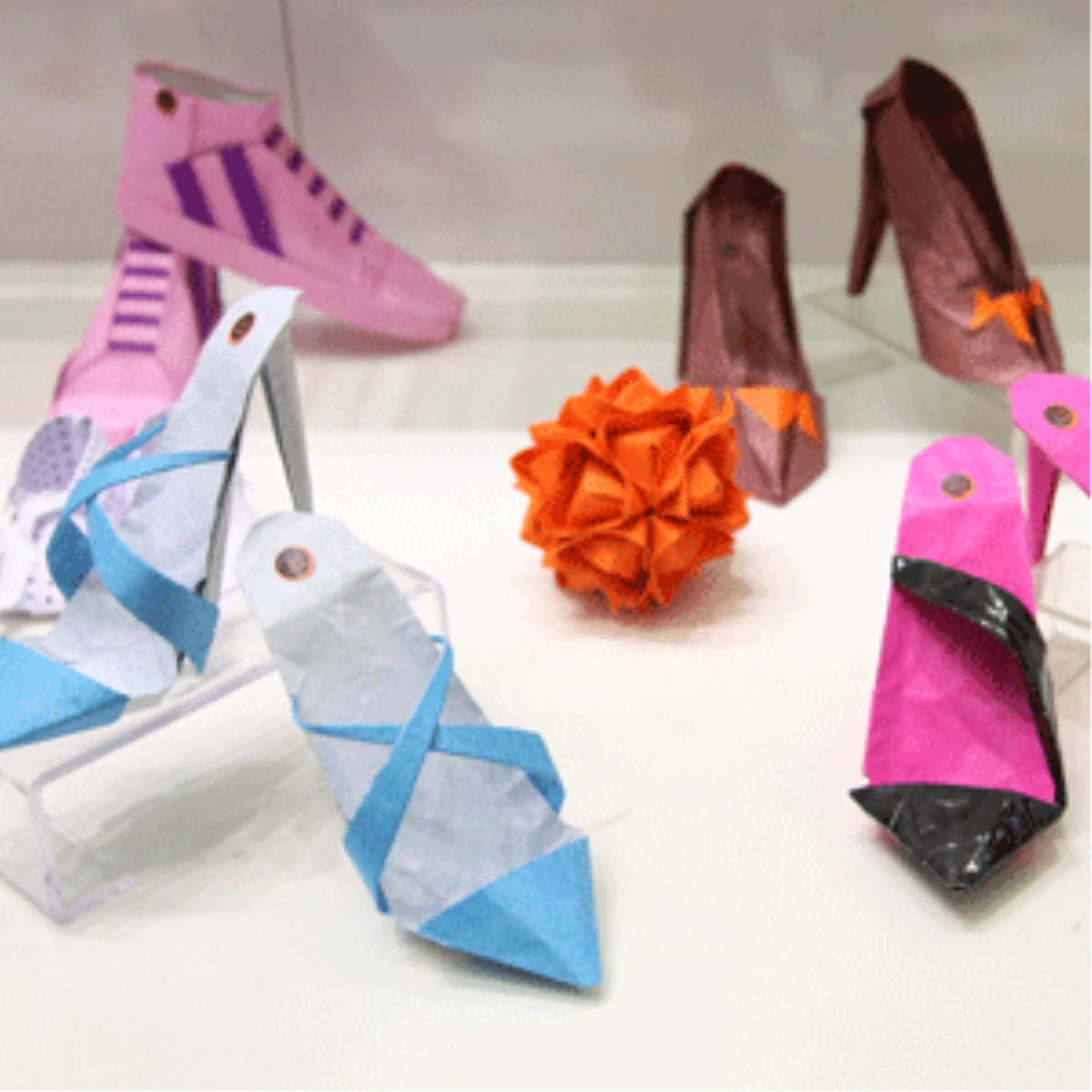 FLO, Fashion\'s Night Out\'a Origami Sanatı