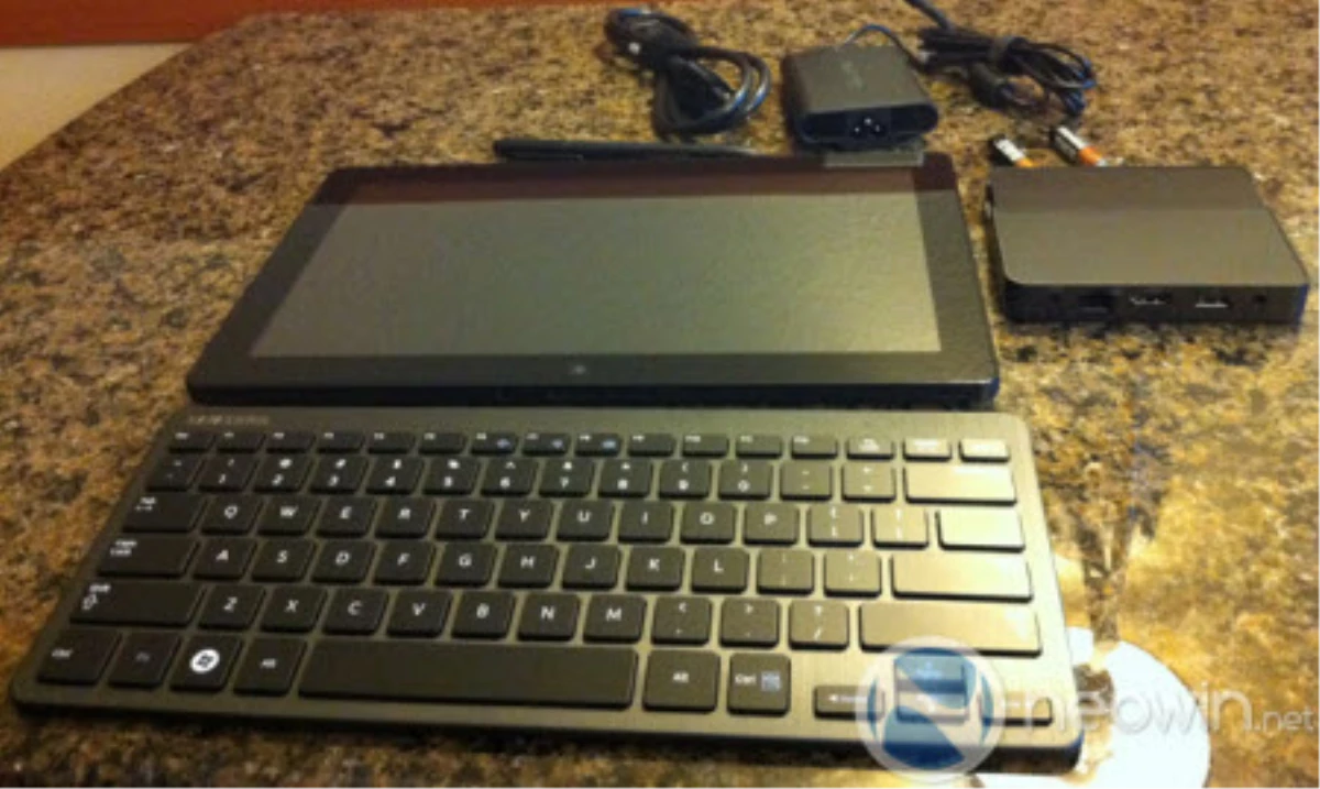 İşte Windows 8\'li İlk Tablet: Samsung 700t!