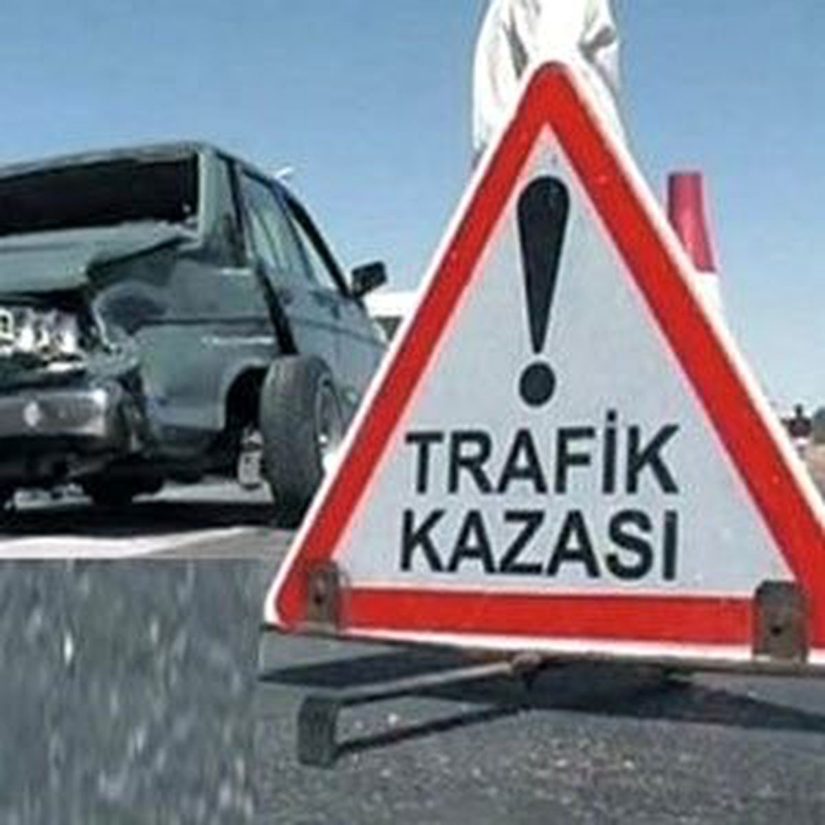 Sındırgı\'da Trafik Kazası 1 Yaralı