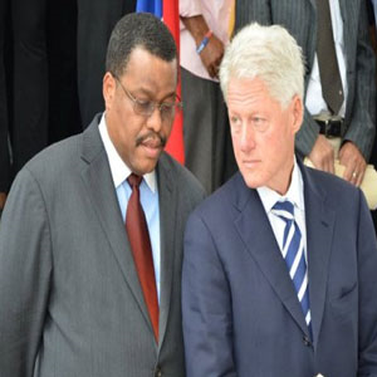 Clinton'ın Eski Yardımcısına Başbakanlık Adaylığı Onayı