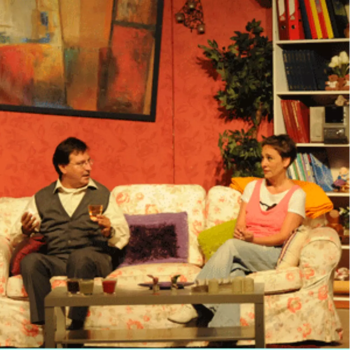 Kahkaha Dolu \'Bavul\'