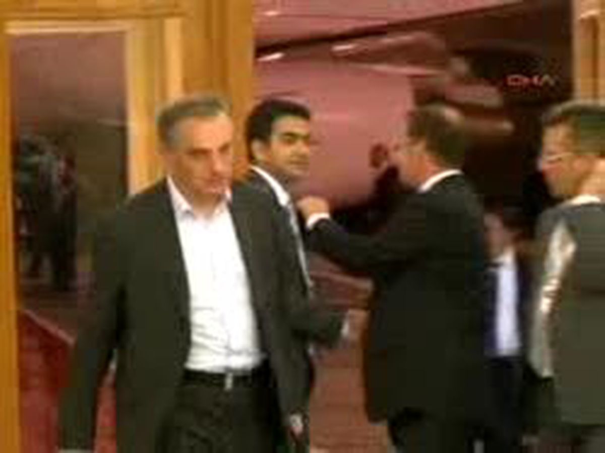 Mısır, Tunus ve Libya Ziyaretlerini Tamamlayan Başbakan Erdoğan Yurda Döndü