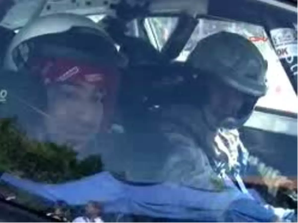 Pilot Olan Vali Heyecanlandı