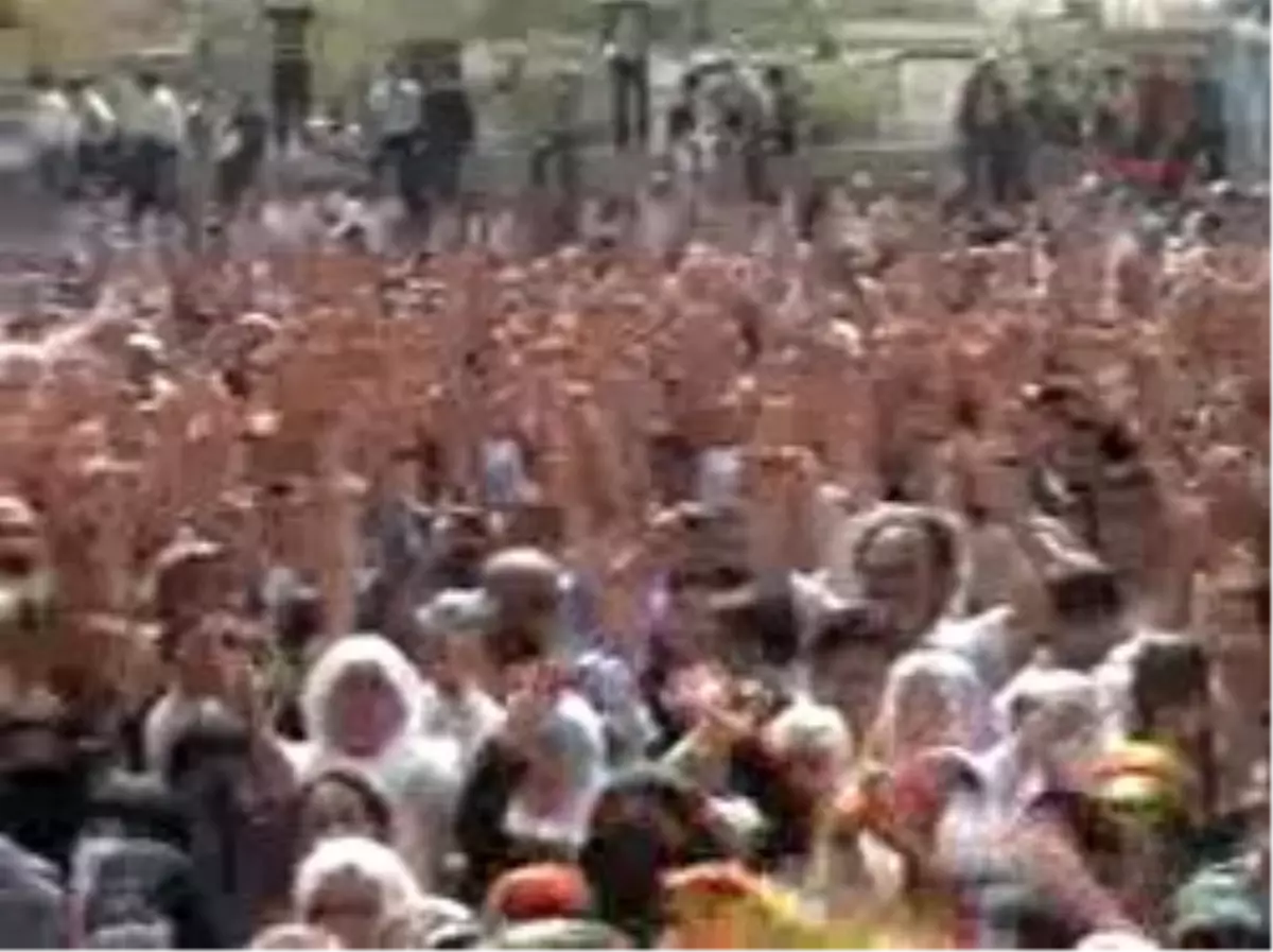 Demirtaş\'tan Tutuklamalara Sert Tepki