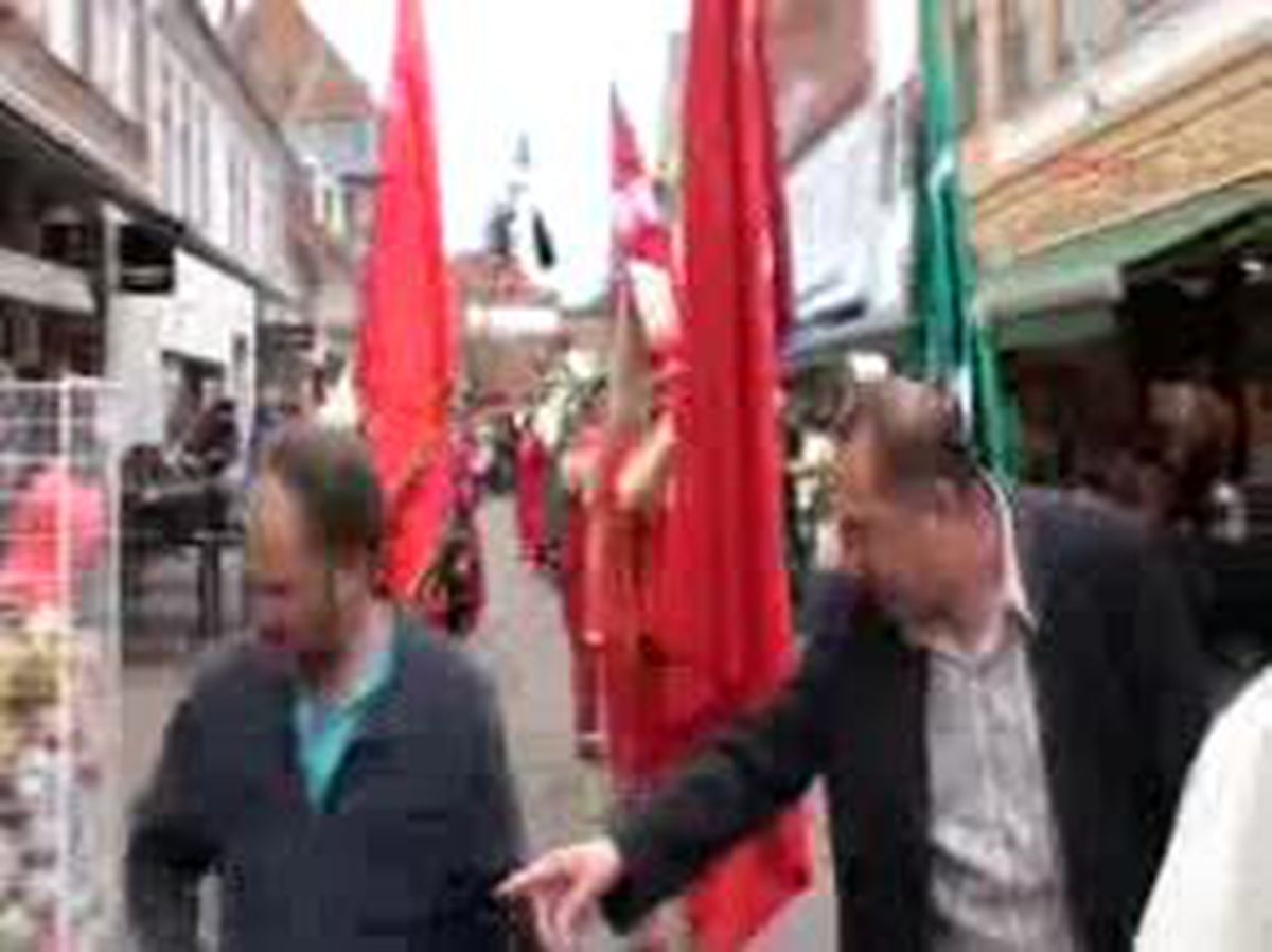 Hamlet'in Şehrinde Mehter Marşı