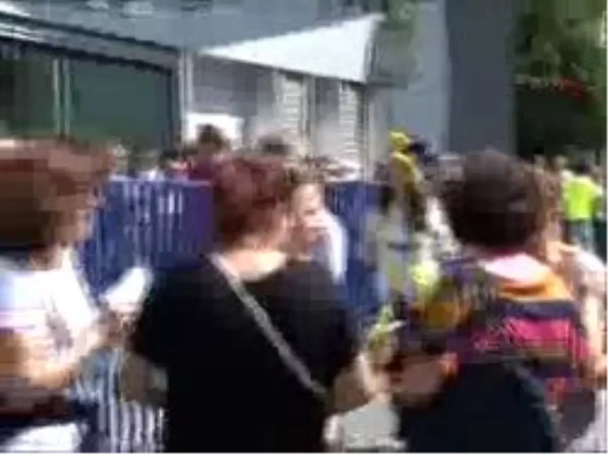 Fenerbahçeli Kadınlardan Biletlere Yoğun İlgi