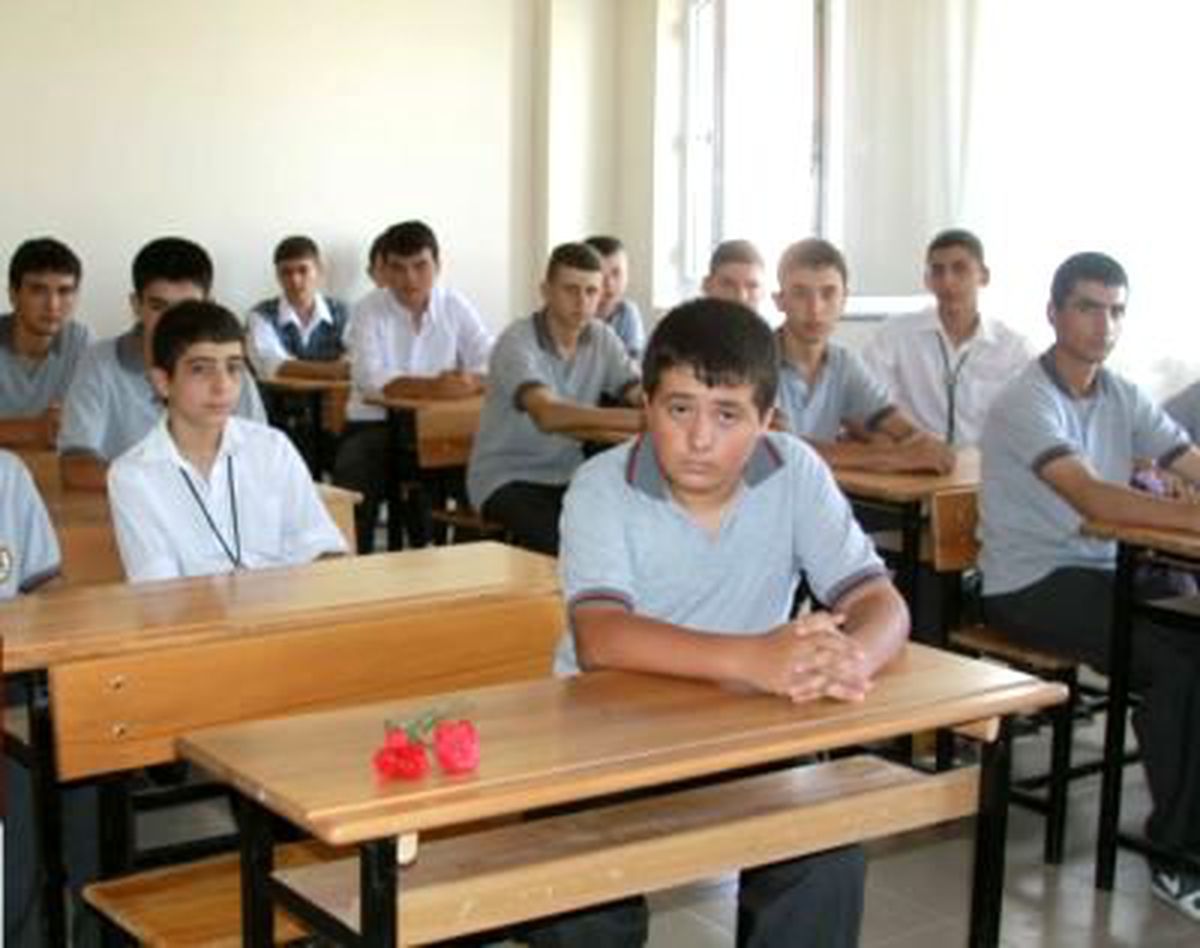 Liseli Genç Yaşama Bir Hafta Tutunabildi