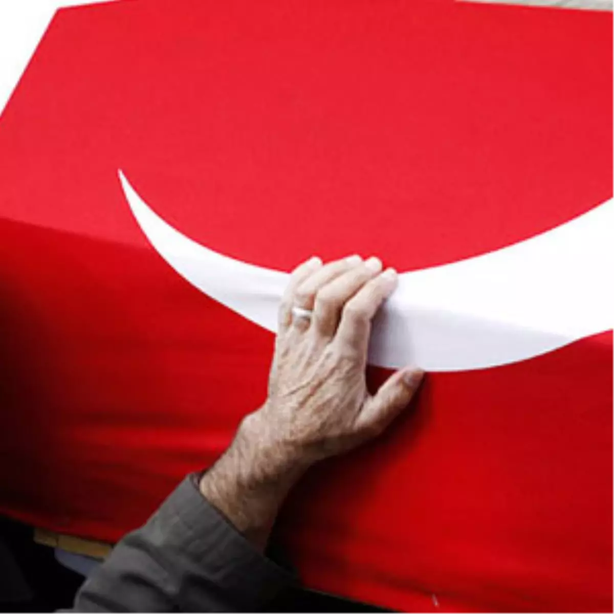 PKK Yine Polis Okuluna Saldırdı