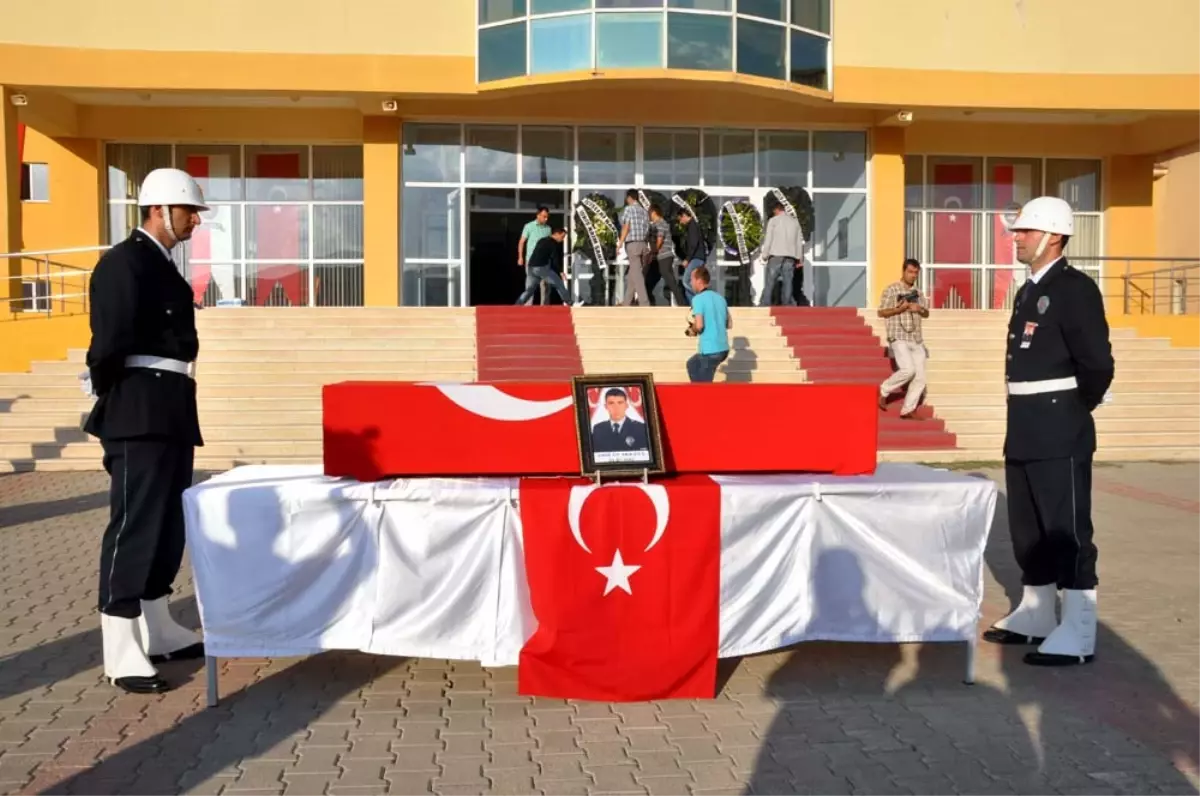Polis Meslek Okuluna Saldırı: 1 Şehit, 4 Yaralı (5)