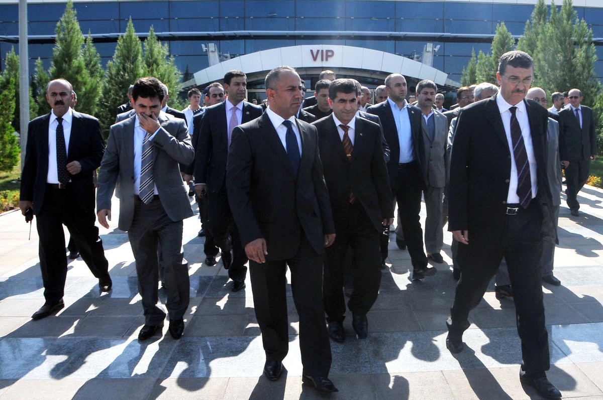 Bozova Kaymakamı İntihar Etti (3)