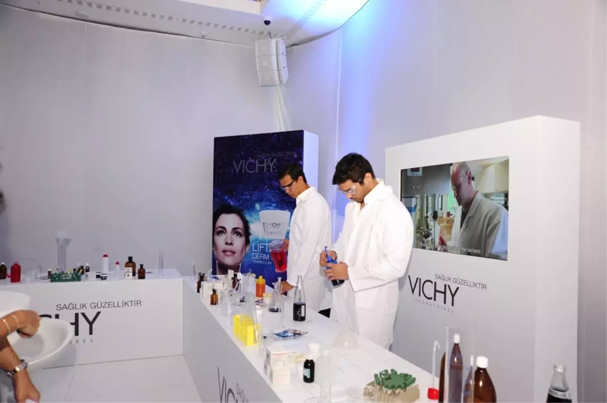 Cildiniz İçinizdeki Gençliği Yansıtsın