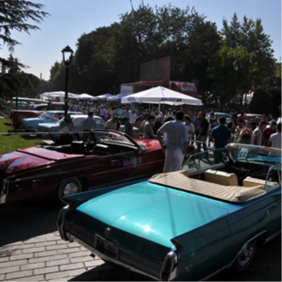 Klasik Otomobilciler Yeşilçam Kafe\'de Buluşuyor

