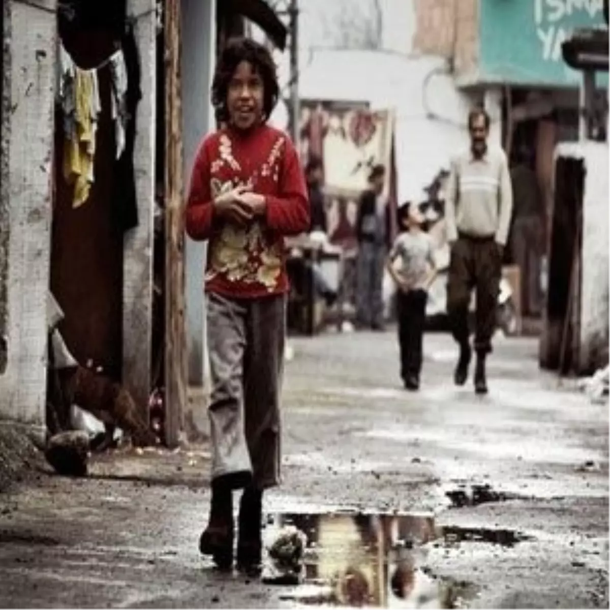 Romanlar Plaj Şemsiyesi Üretecek