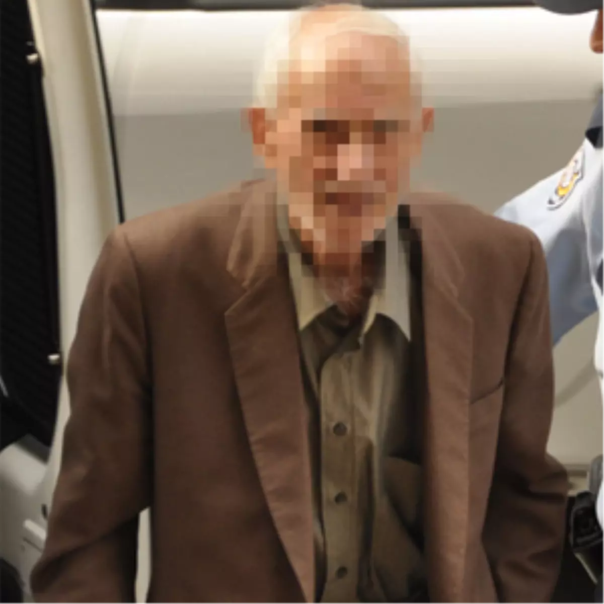 70\'lik Dede 16\'lık Kıza Sarktı