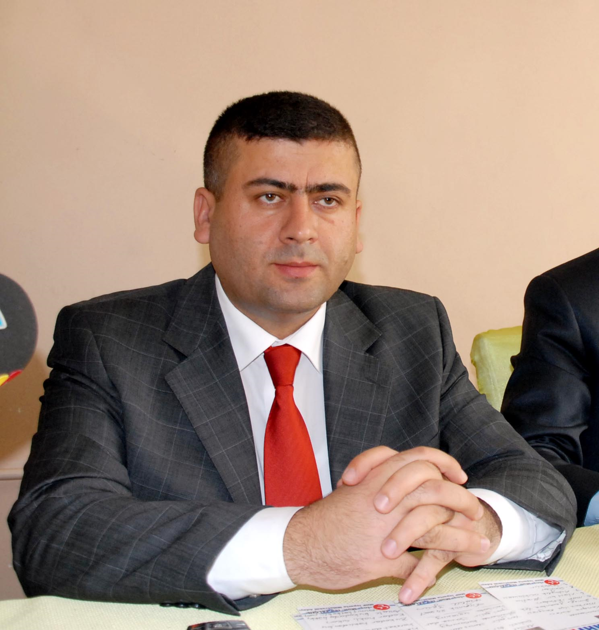 Isparta Belediyesi'ne Operasyon: 25 Gözaltı (2)
