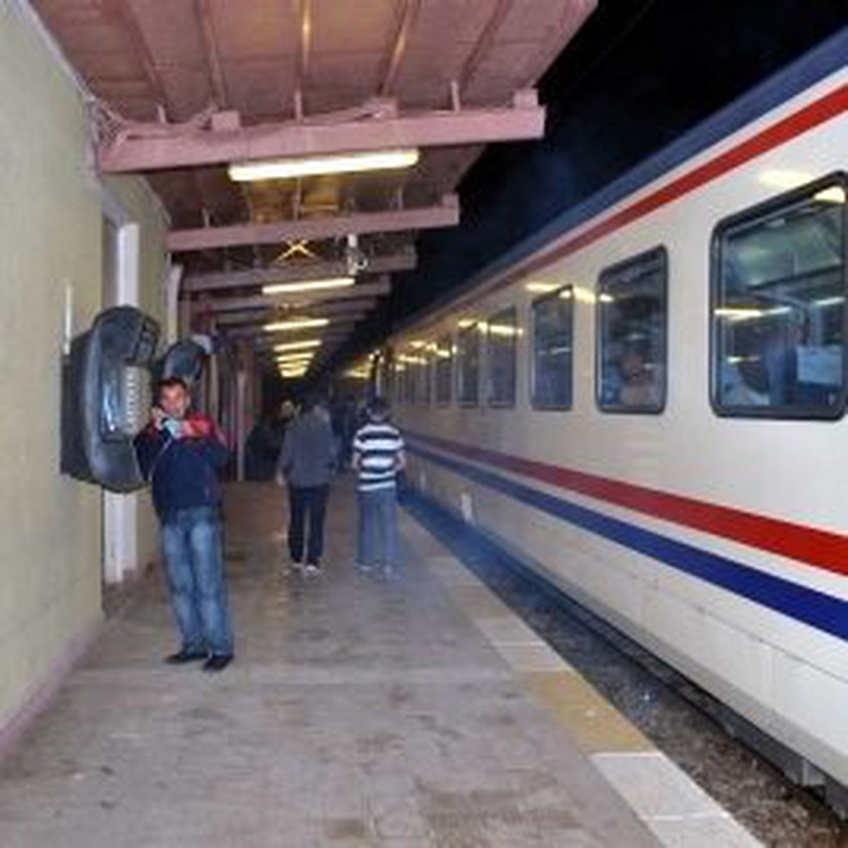 Van Gölü Ekspres Treni'nde Bomba