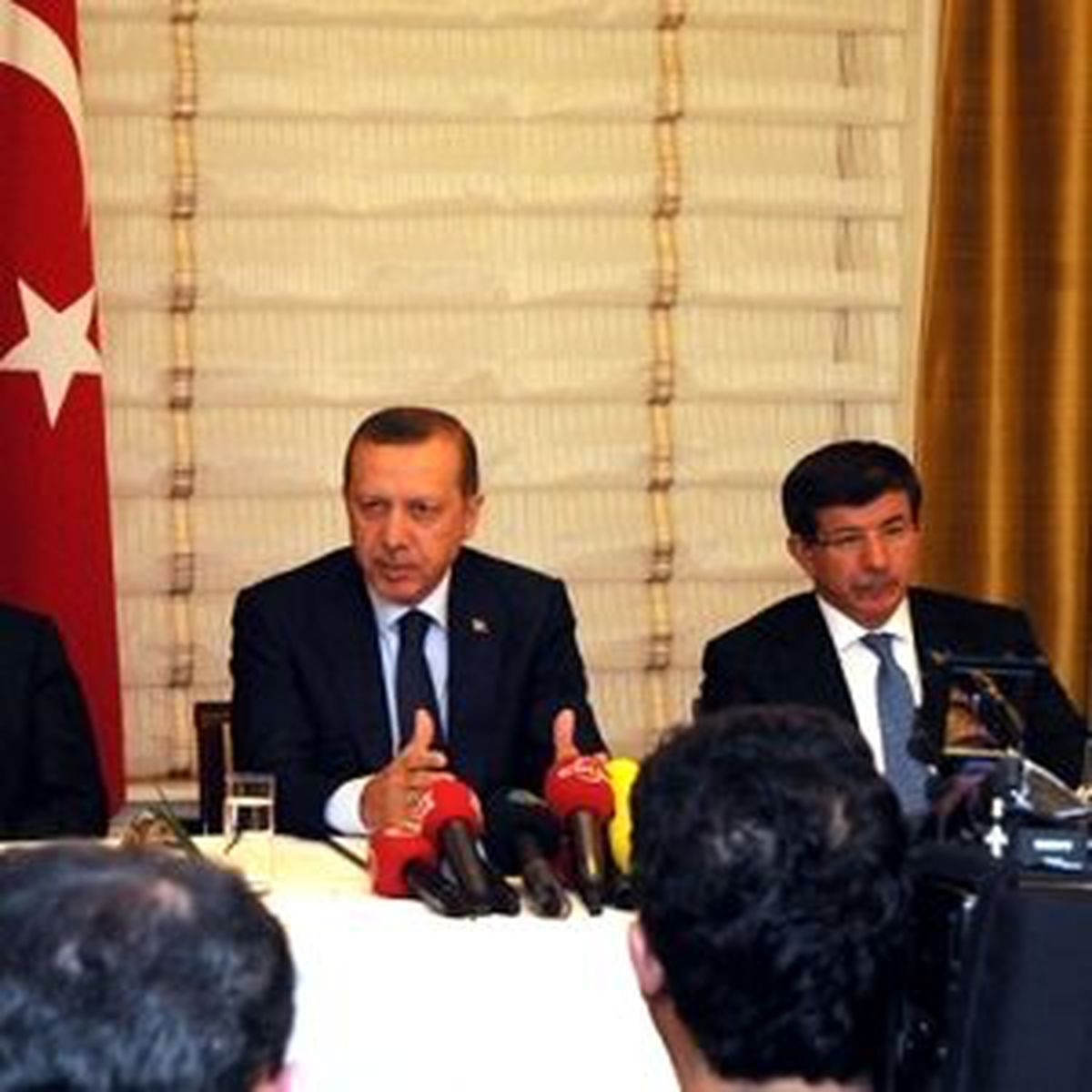 Erdoğan: Terör Örgütü Silah Bırakırsa Operasyonlar Biter