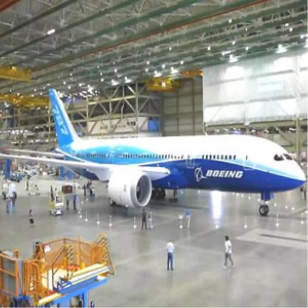 Boeing, 787 Dreamliner'ı Teslim Etti