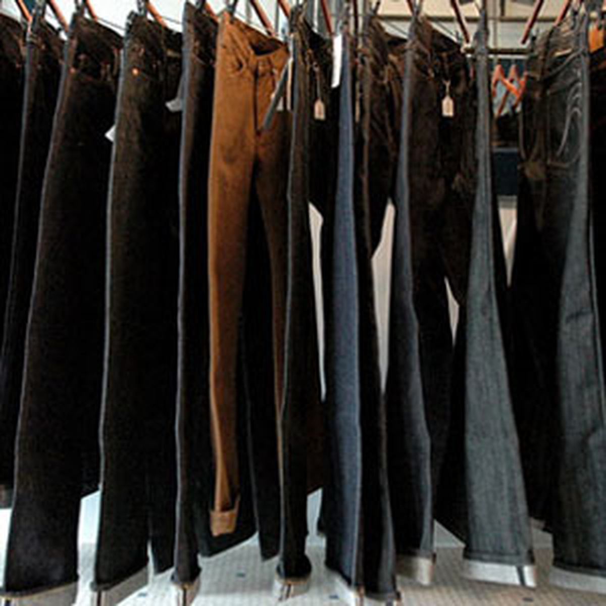 Düşük Bel Pantolon Yasağı