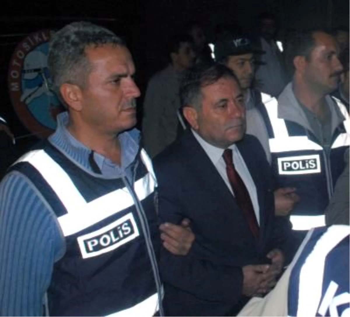 Isparta Belediyesi Operasyonunda 19 Tutuklama
