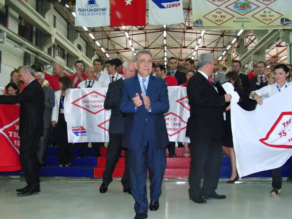 Metro\'nun Kalite Belgesi Personele İkramiye Oldu