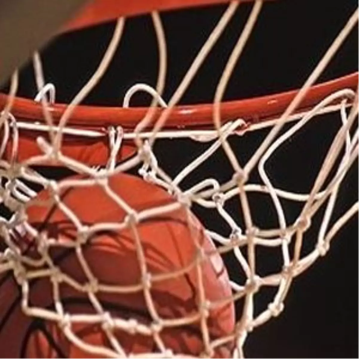 Beşiktaş Milangaz: 78 - Dexıa Mons Haınaut: 70