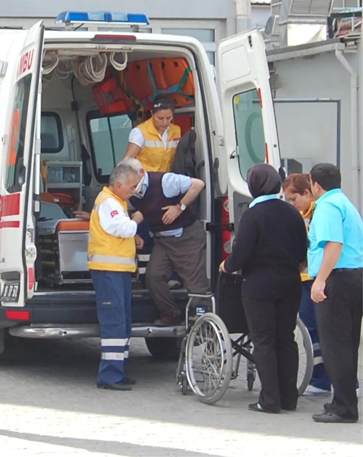 Cezaevi Servisi Kaza Yaptı : 17 Yaralı