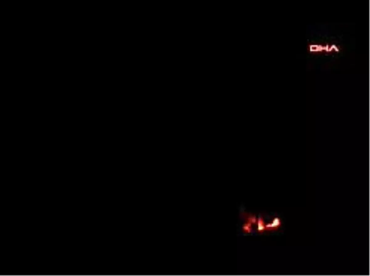 Tunceli\'de PKK\'lılar Yol Kesip Korucu Kaçırdı