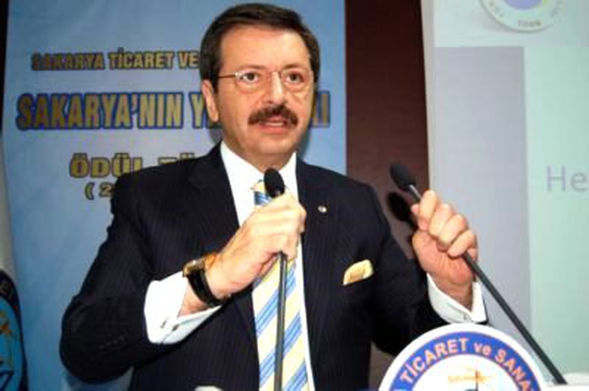 Hisarcıklıoğlu: Birileri Sağımızdan Solumuzdan Çekmeye Çalışıyor