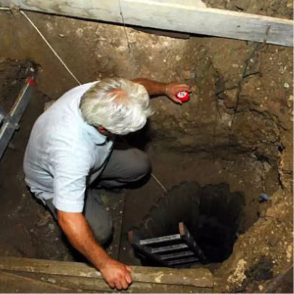 Milas'taki 2 Bin 400 Yıllık Mezar Odası