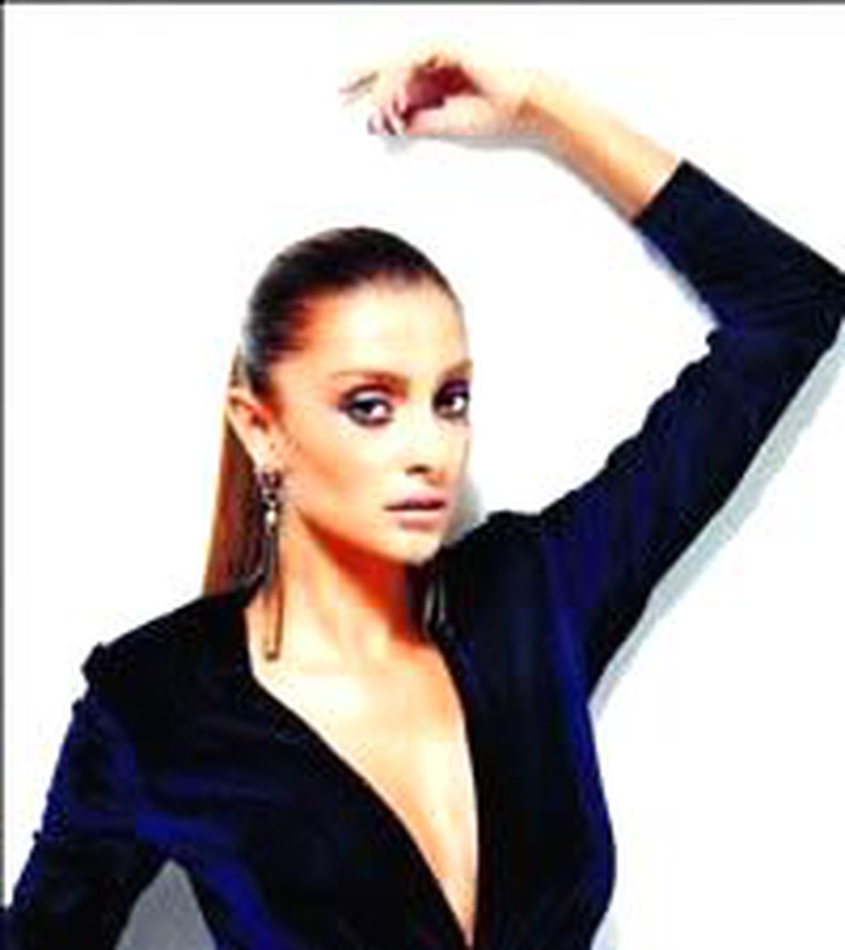 Özge Ulusoy'a Sorduk