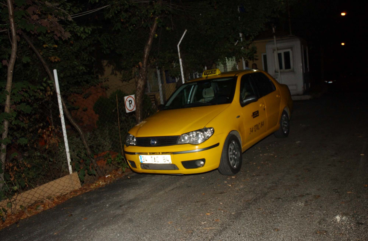 Reina'nın Valesi Kurşunla Yaralandı