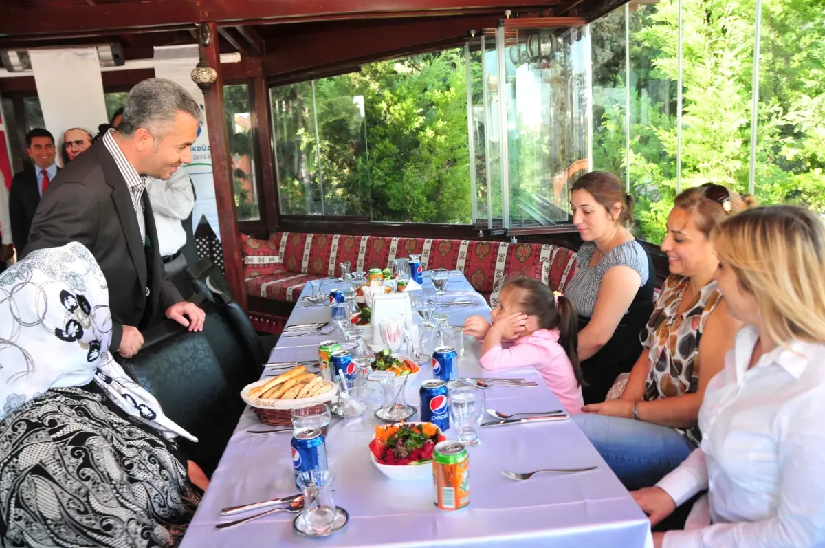 Başkan Uzun\'dan, Şehit Ailelerine Ziyaret