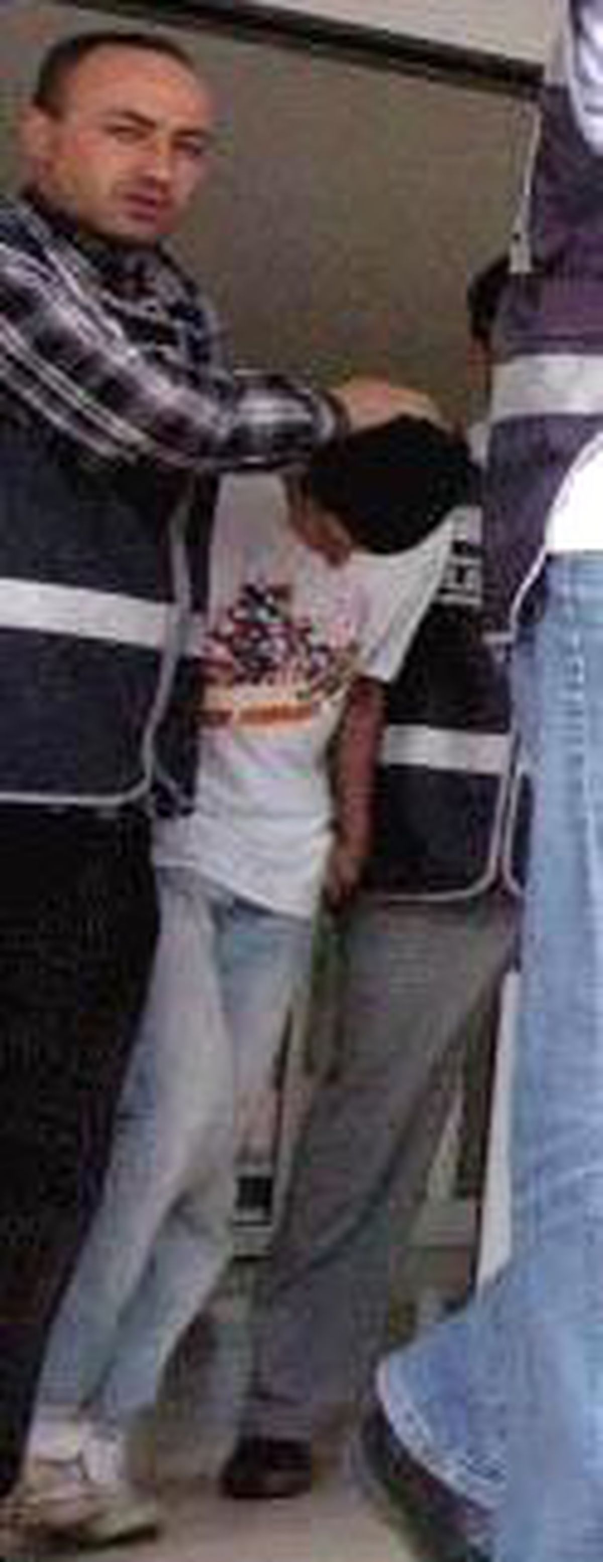 Çocuk Bombacıya 4 Yıl 9 Ay Hapis Cezası